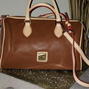 Dooney & Bourke bag